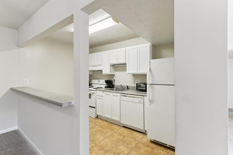 400 winchester 2 Bed 2 Bath Apartment Apartment in Vinings