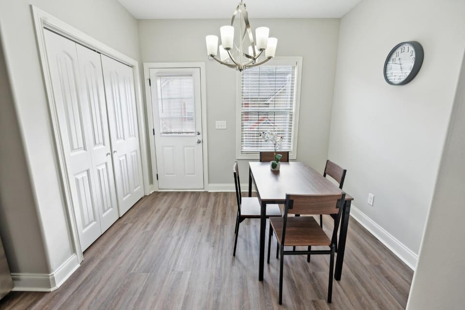 Properties by Preston I 2Bd2bth Townhome Apartment in Clarksville