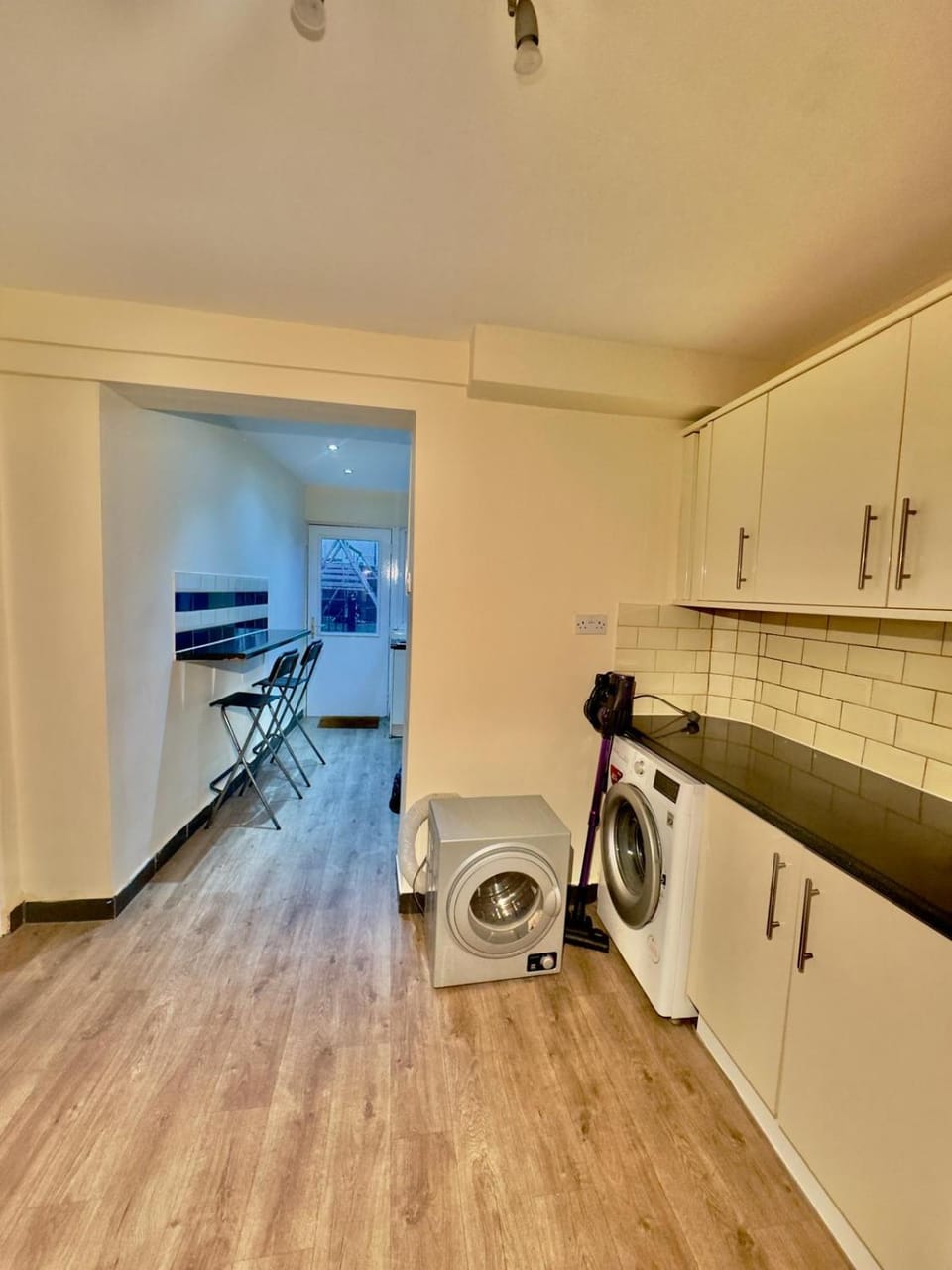 Cozy Osborne Square Bed and Breakfast in Barking