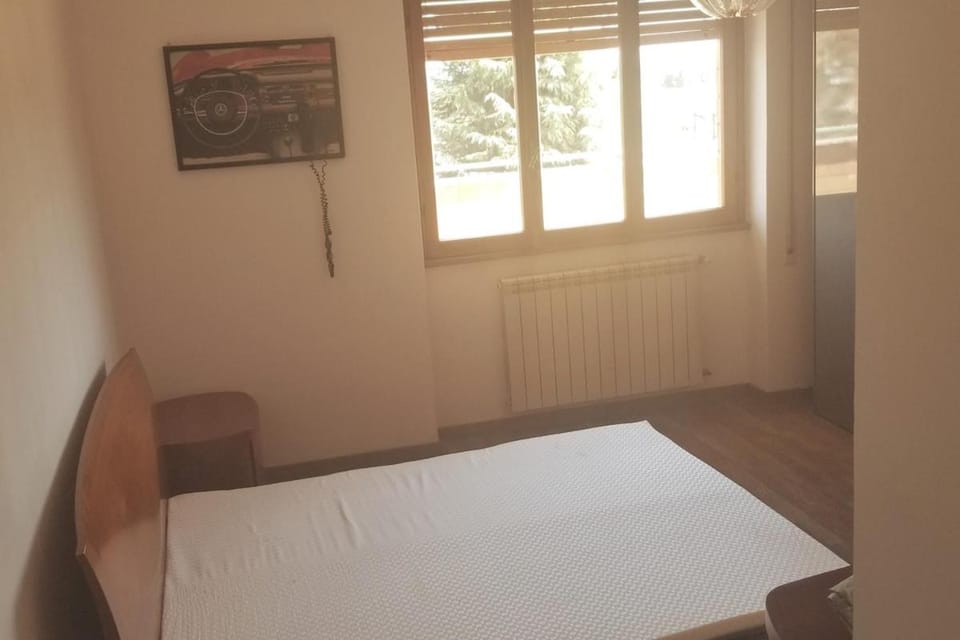 Bright three-room apartment near downtown Apartment in Rome