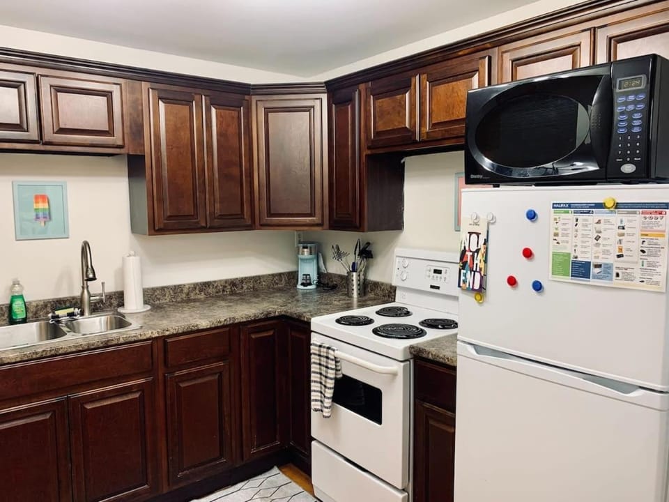 Ultimate Pet-friendly Studio with Patio, Unit #1 Apartment in Dartmouth