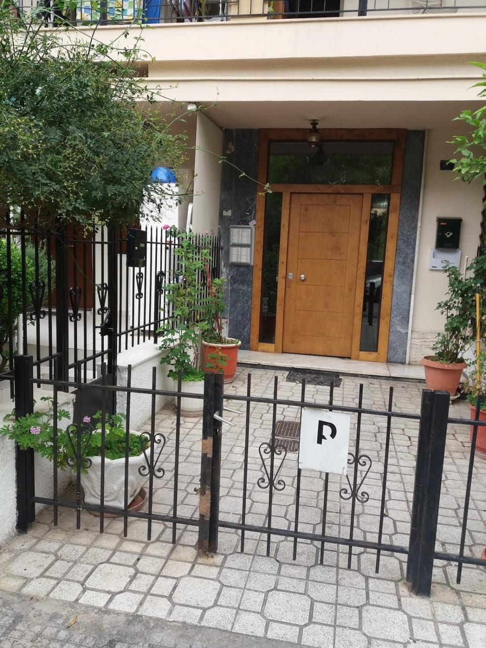 Apartments in Pereas in an ideal location Apartment in Pireas