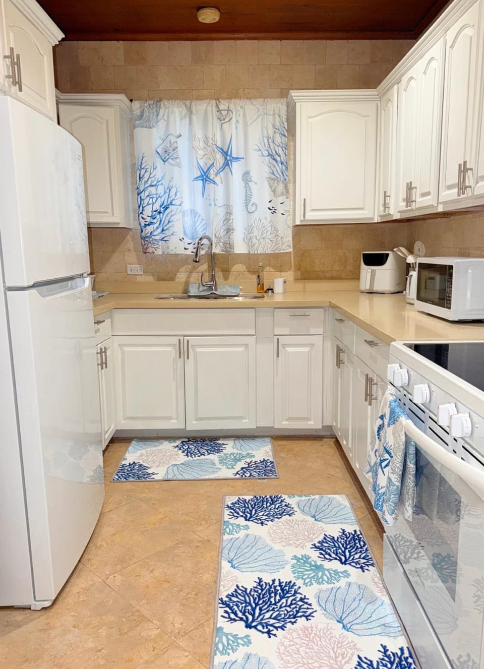 4 story Ocean Villa Villa in Nassau