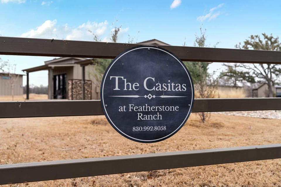 Ironstone Casita at Featherstone Ranch House in Rio Grande