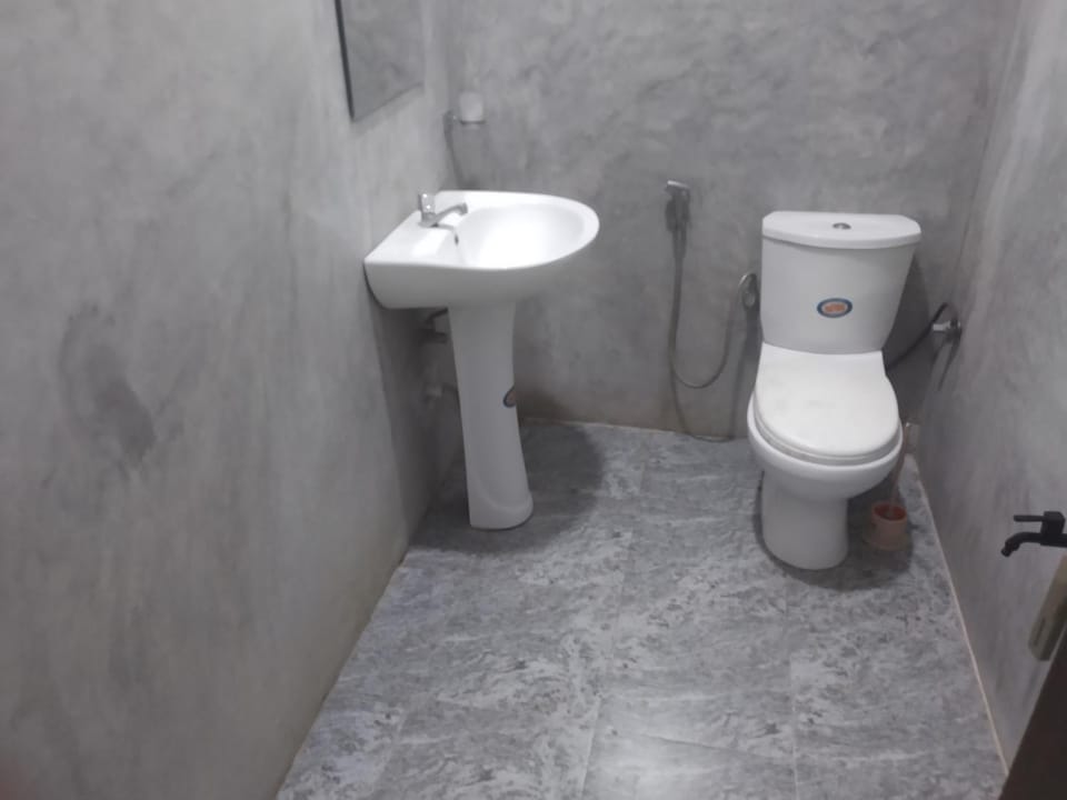 ADOBE AFFECTIOn Apartment in Tangalle