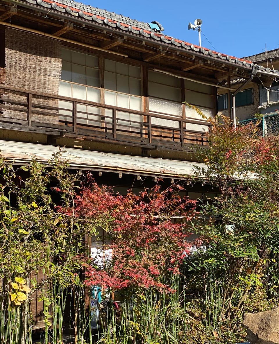 Property building, Garden, Balcony/Terrace