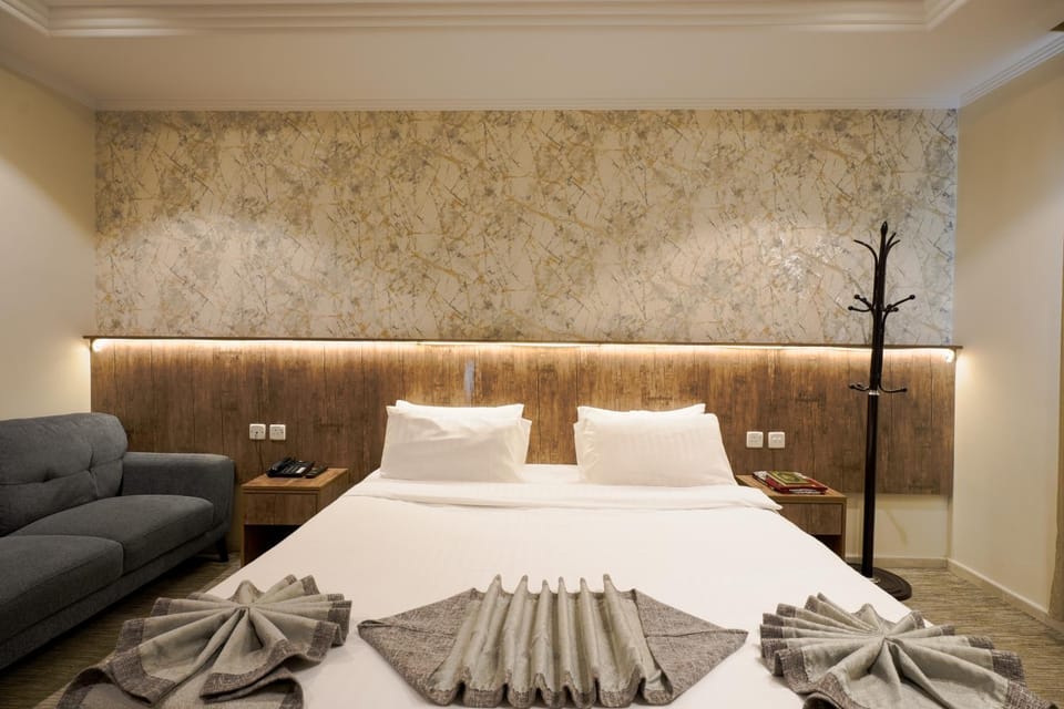 فندق الخلفاء الماسى الفندقيه Hotel in Mecca