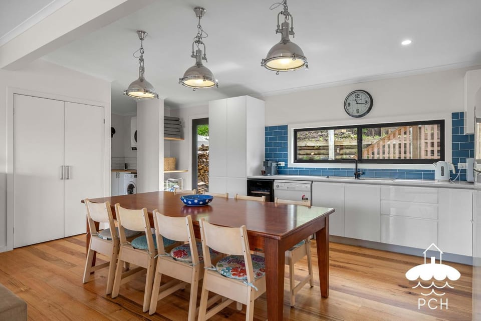 Ryans Rising Stay 3 Pay 2 Winter Special House in Sandy Point