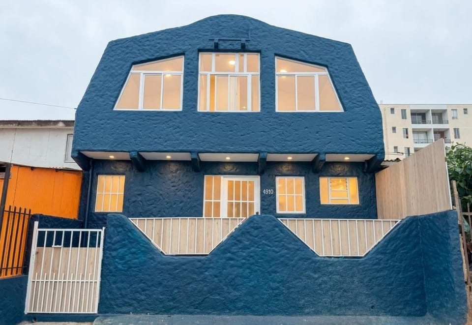 Property building, Day