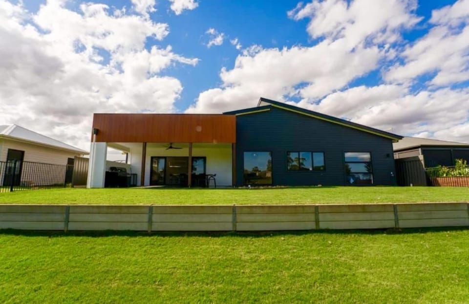 10 Jefferson Court House in South Australia