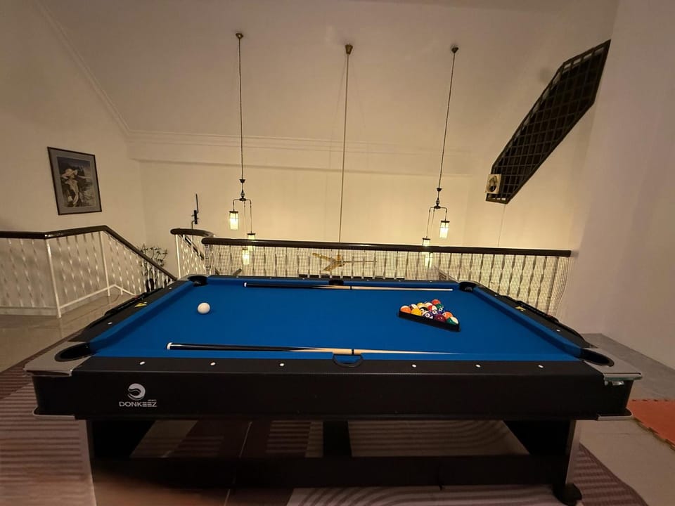 Property building, Billiard, Game Room