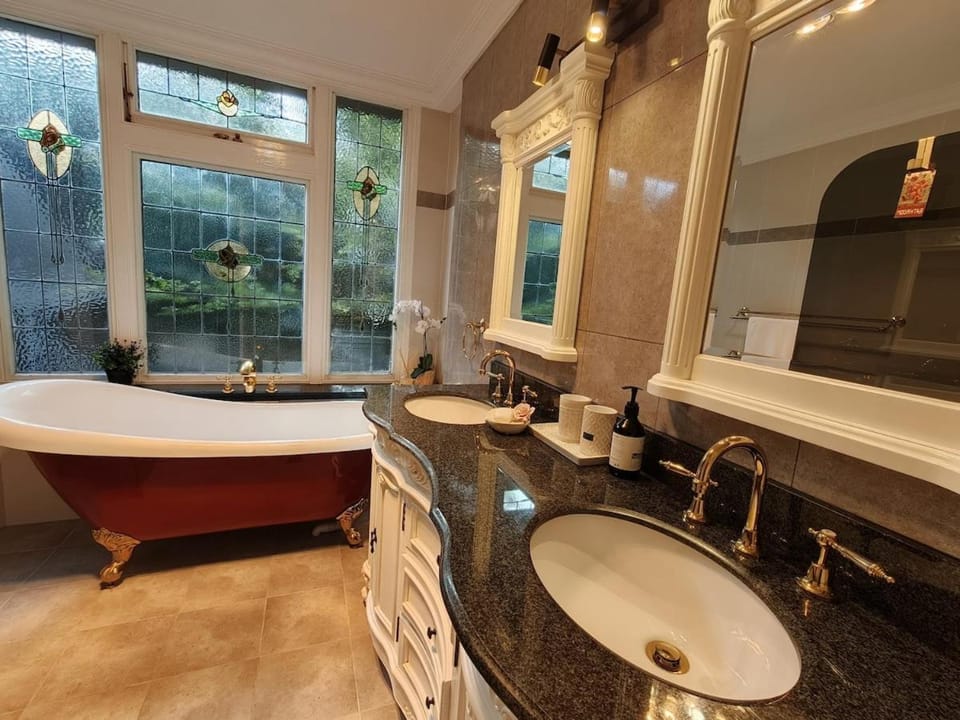 Leura Getaway Close to Blue Mountains Highlights House in Katoomba
