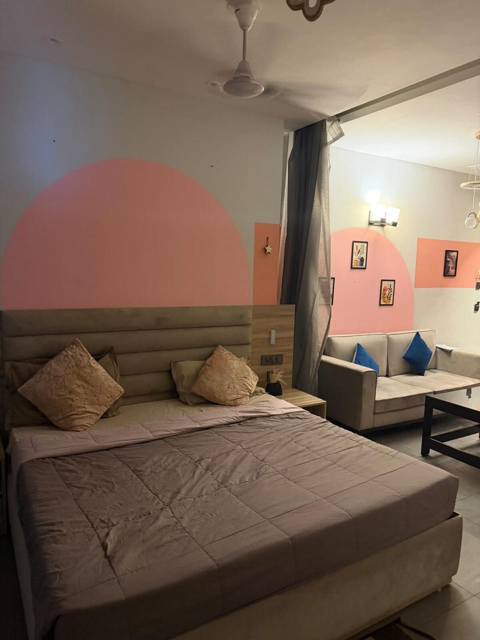 The Sterling Nova stays Apartment in Noida