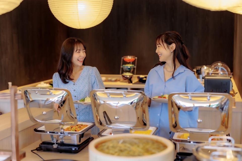 Restaurant/places to eat, Breakfast, Buffet breakfast
