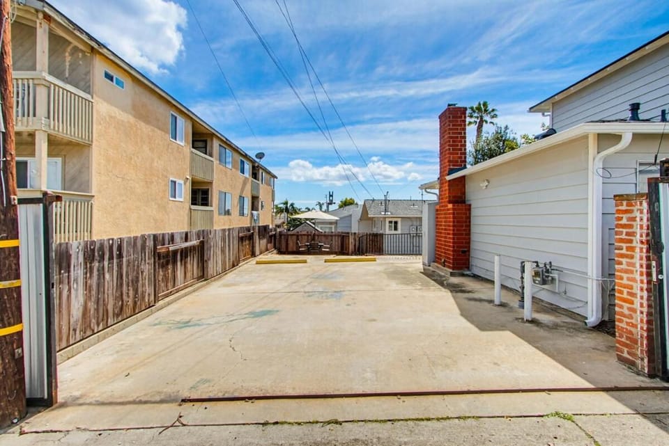 Newly Renovated Pacific Beach Home - 2 Bedroom, 2 BA House in Pacific Beach