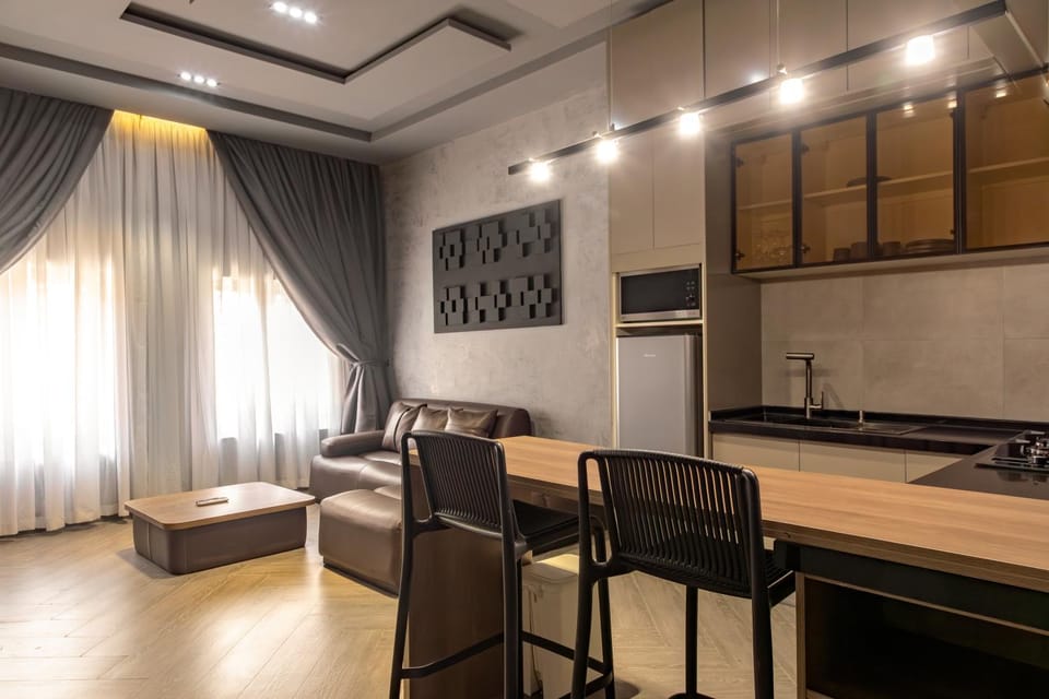 Kitchen or kitchenette, Living room