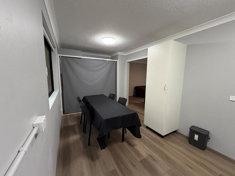 Ideal Location Apartment in Parramatta