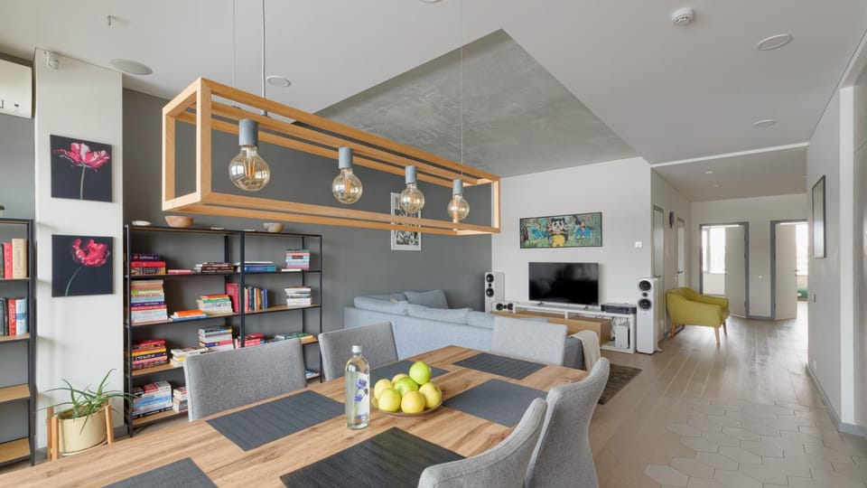 Living room, Seating area, Evening entertainment