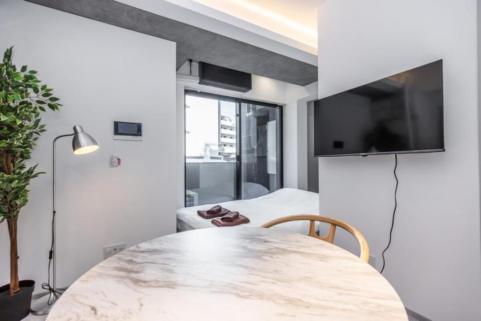 1 min by tram from Shibuya Station, 6 mins walk from Shinsen Station, 15 mins walk from Shibuya Station Apartment in Nagano Prefecture