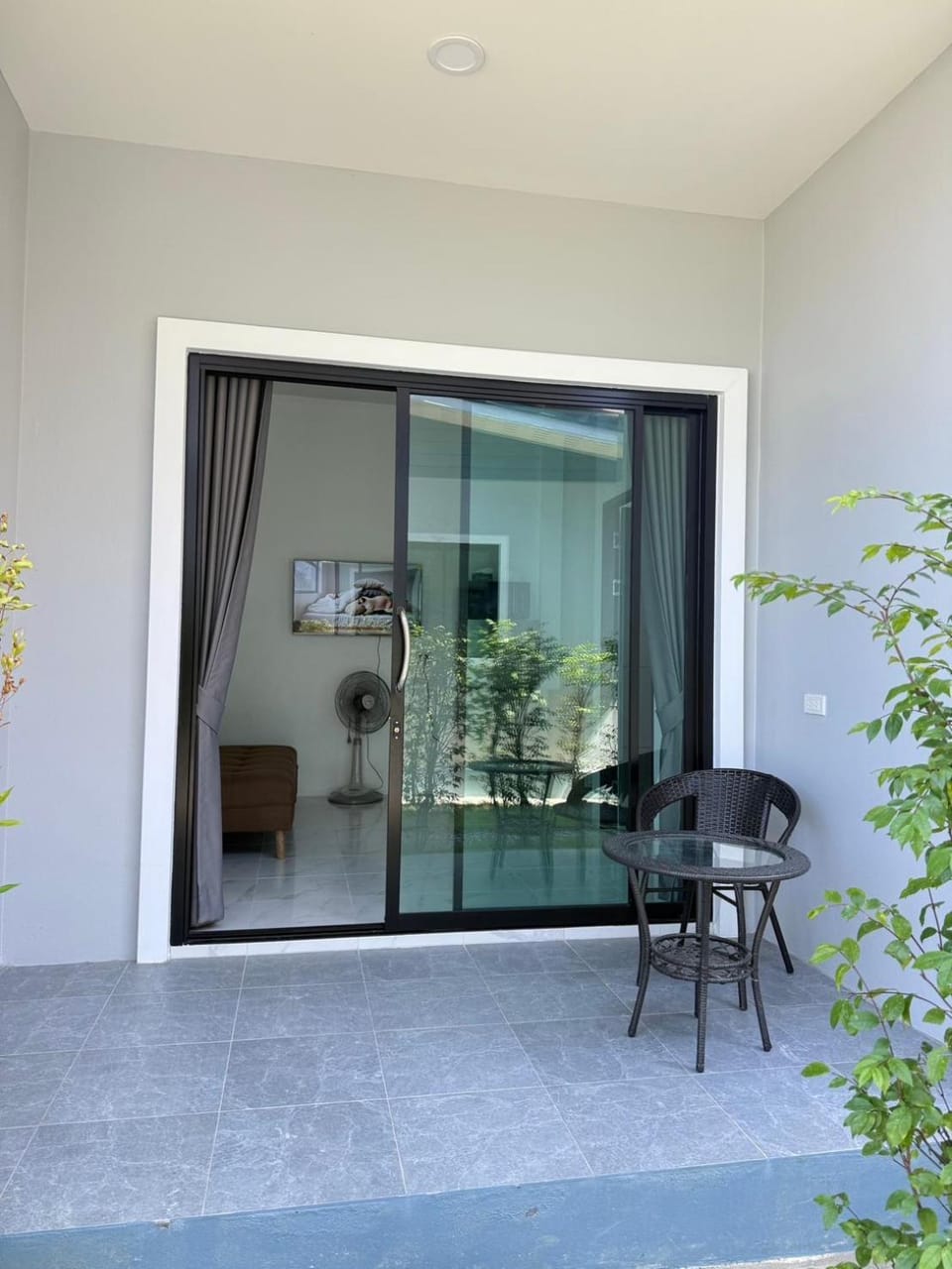 Day, View (from property/room), Living room