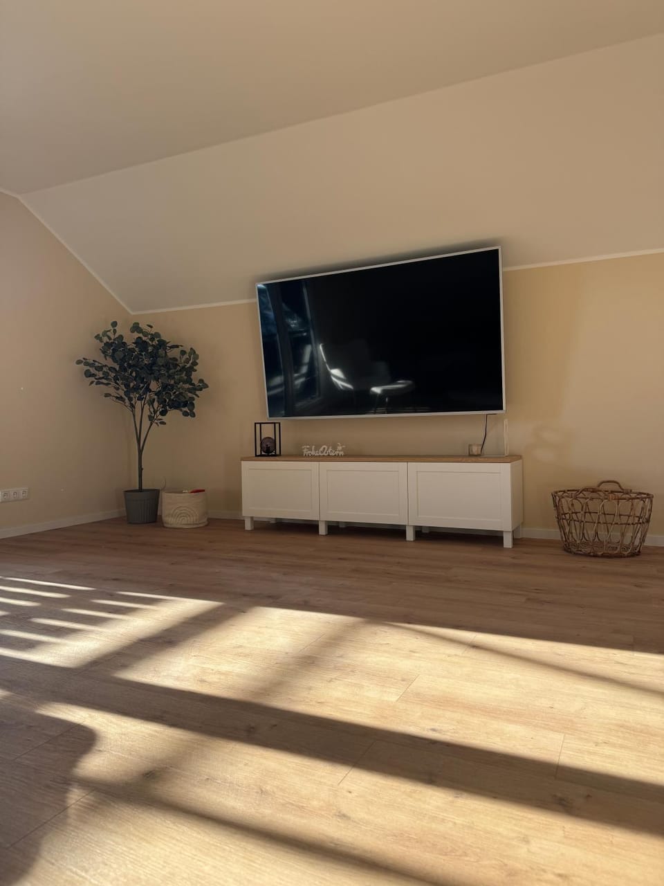 Property building, Living room