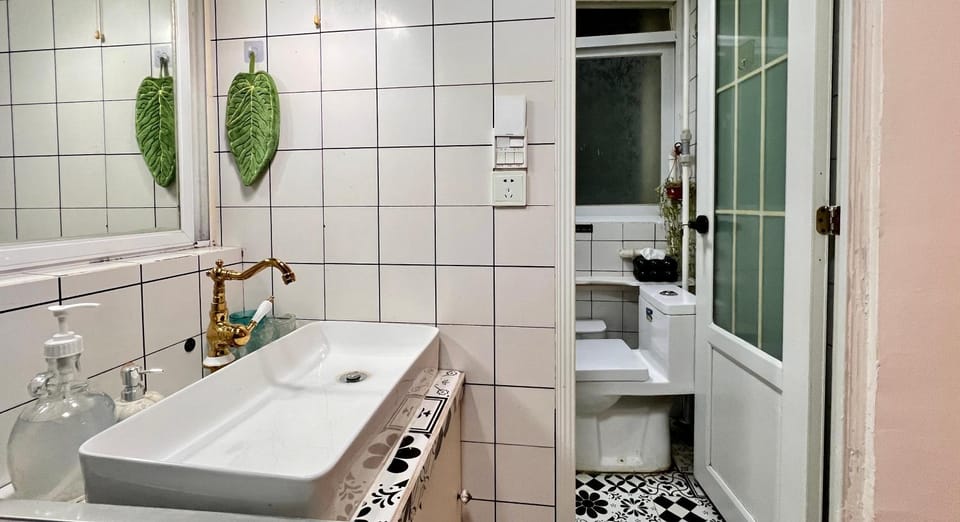 Toilet, Bathroom