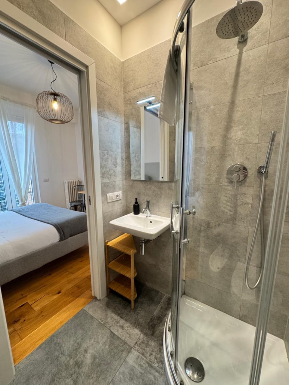 Shower, Bathroom