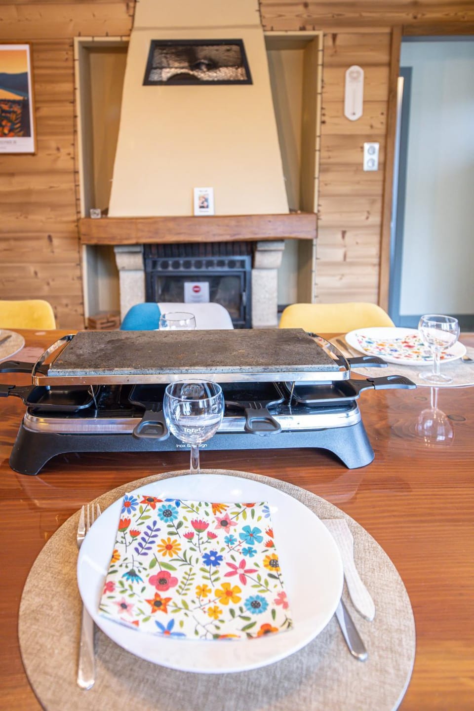 BBQ facilities, Meals, Dinner, furniture, heating, internet, toaster, washing machine, kitchen, air conditioner
