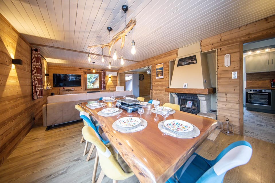 Living room, Banquet/Function facilities, dishwasher, air conditioner, air conditioner