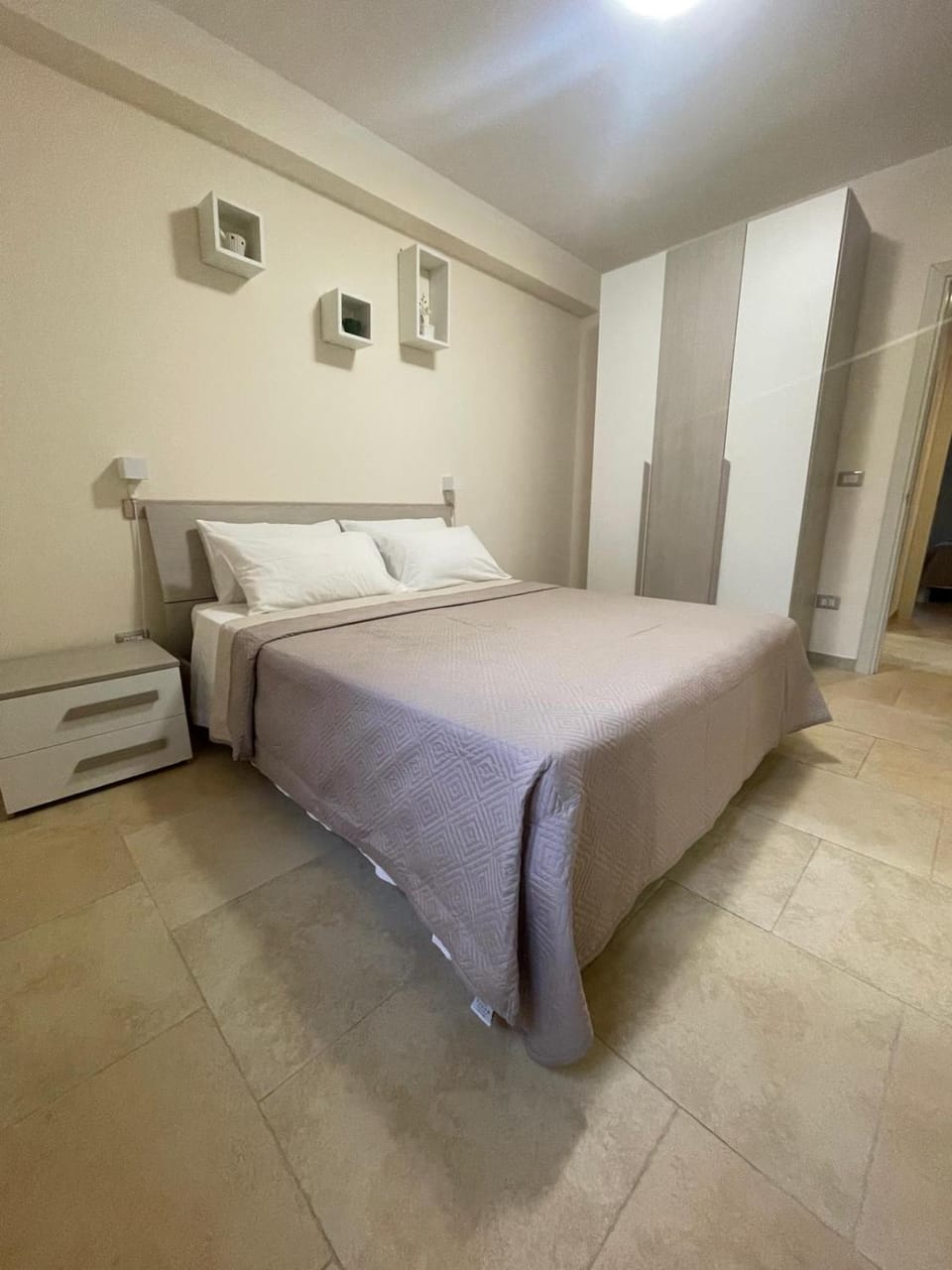 Bed, Bedroom, wardrobe