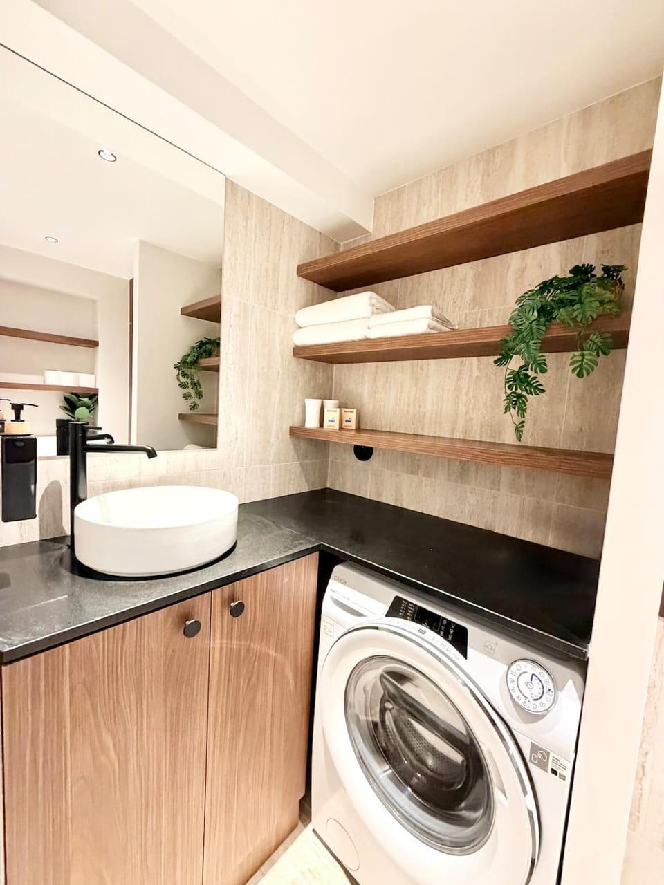Bathroom, towels, laundry