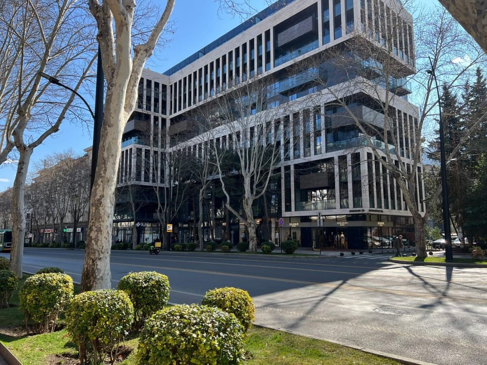 Green tudio Chavchavadze Avenue 50 Apartment in Tbilisi, Georgia