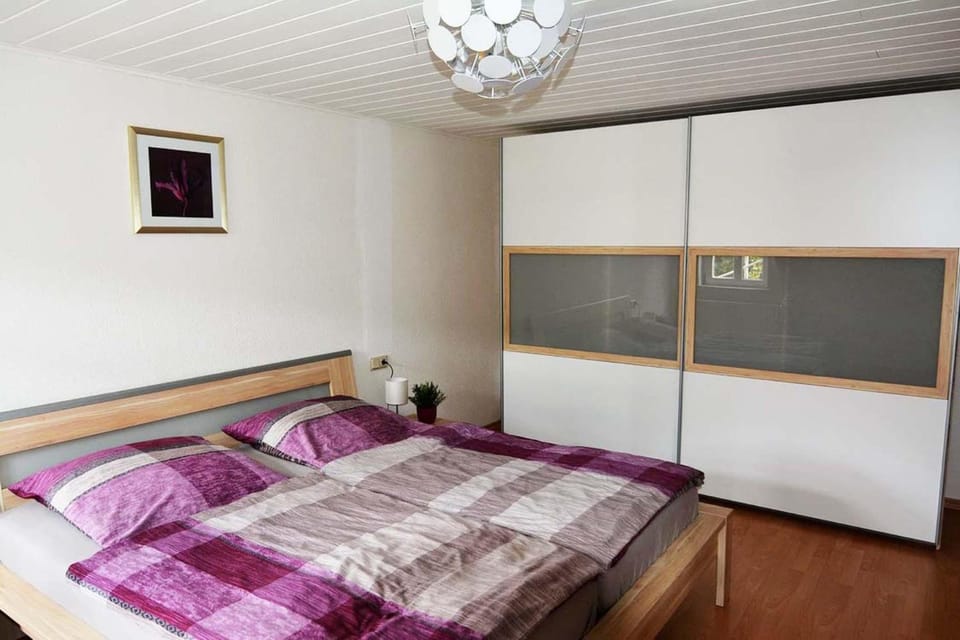 Bed, Bedroom, wardrobe