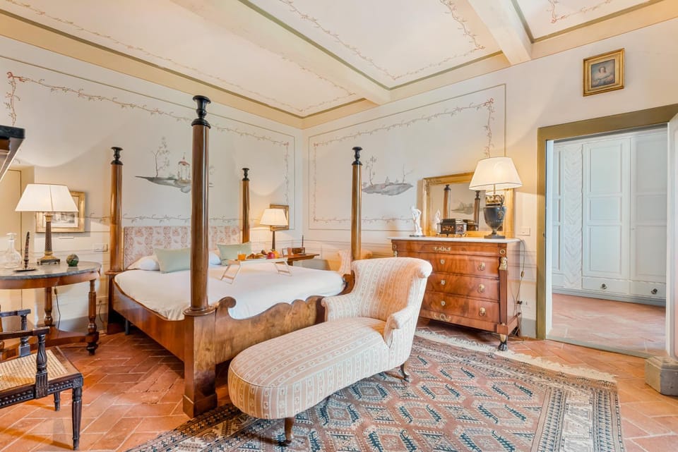 Bed, Photo of the whole room, Bedroom, wardrobe
