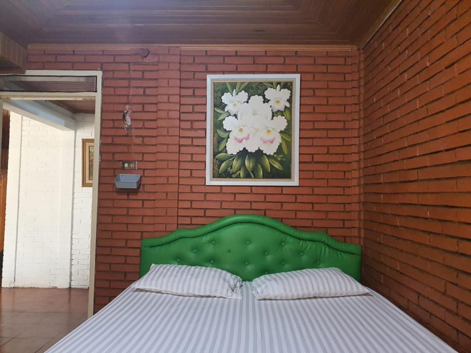 Villa Swasti Villa in Cisarua