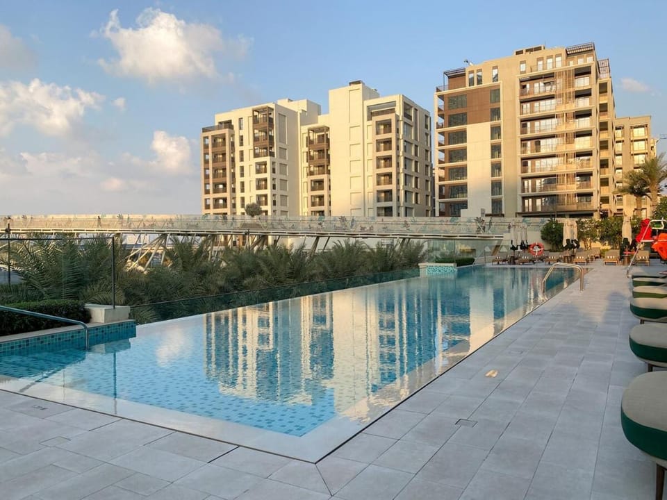 FIRST CLASS 1BR Vida Creek Beach Bliss Apartment in Dubai