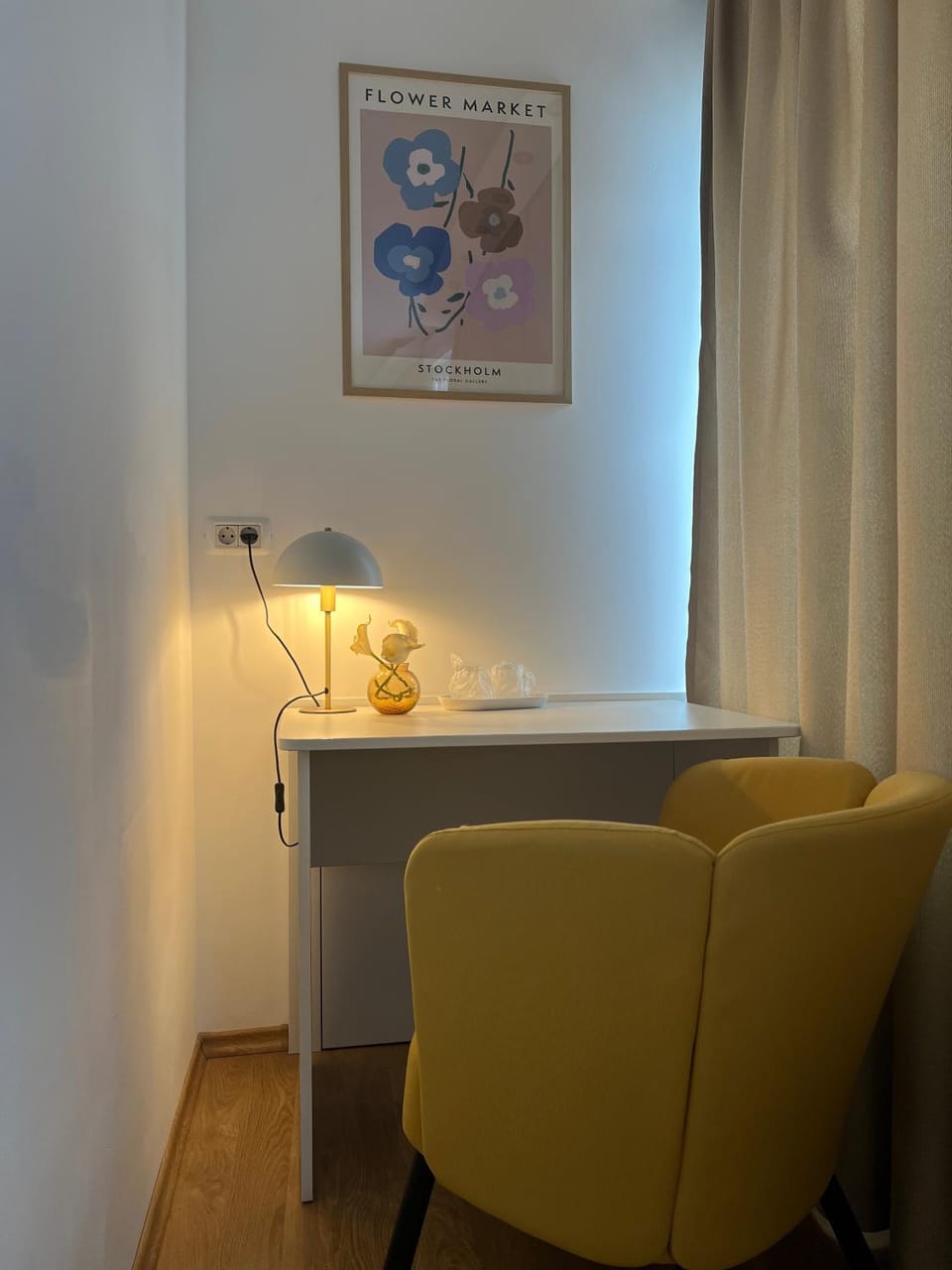 Photo of the whole room