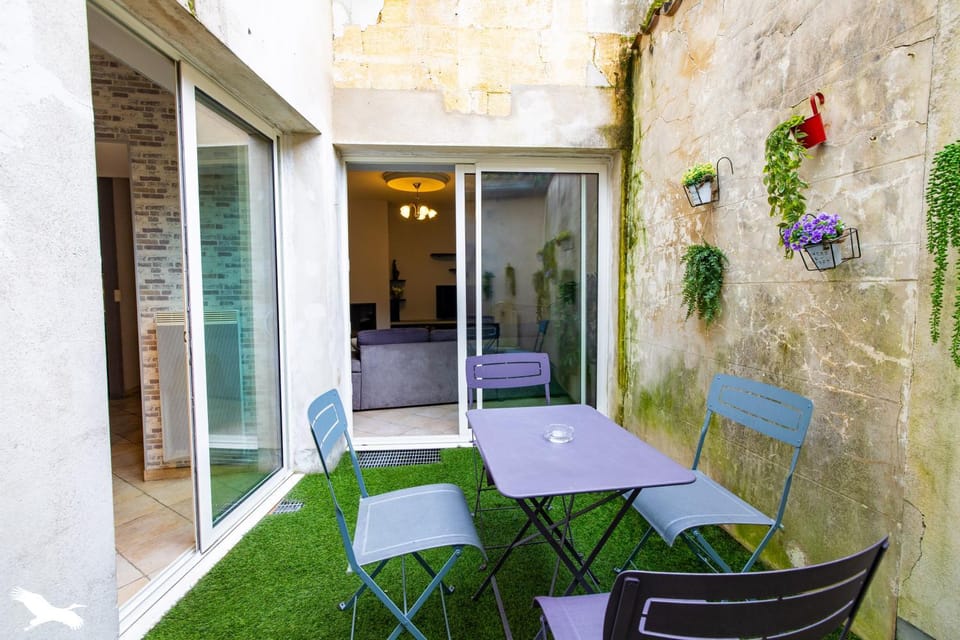 Patio, Day