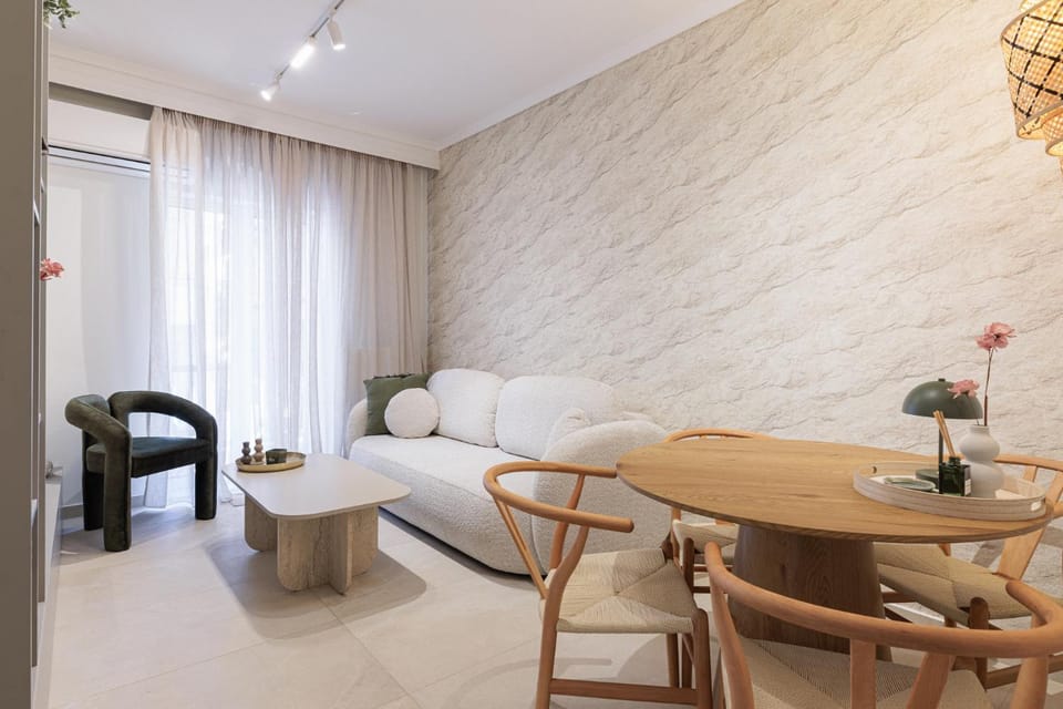 Living room, Seating area, Dining area