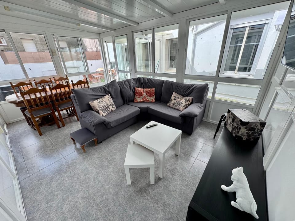 Communal lounge/ TV room, Game Room