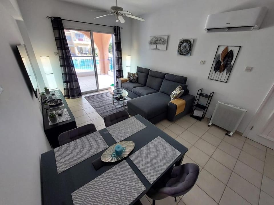 St George Hills Chloraka Paphos Apartment in Paphos District