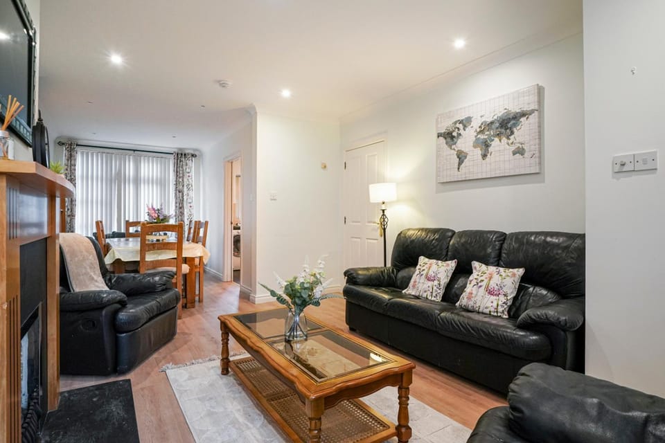 TV and multimedia, Living room, Other, Seating area