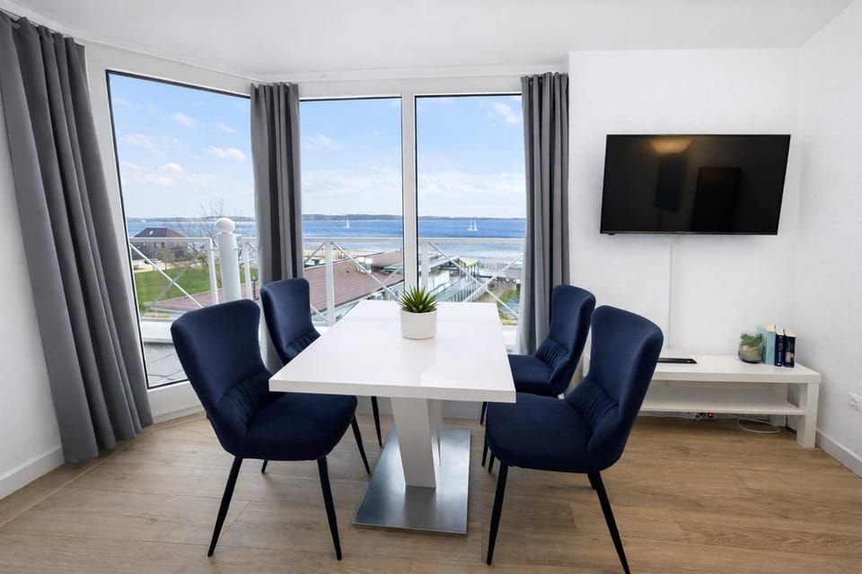 Dining area, Sea view