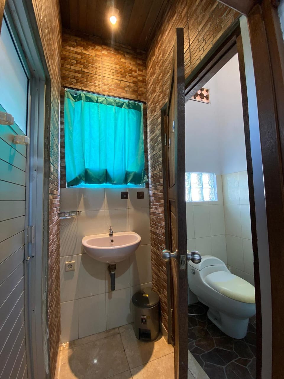 Ogek Home Stay Bed and Breakfast in Ubud