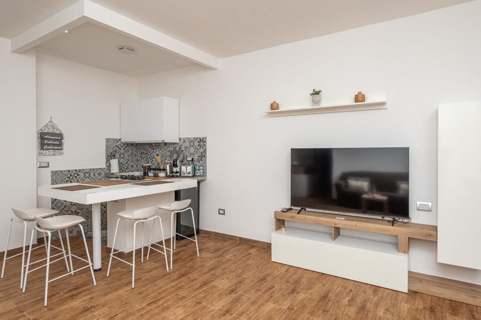 TV and multimedia, Living room, kitchen