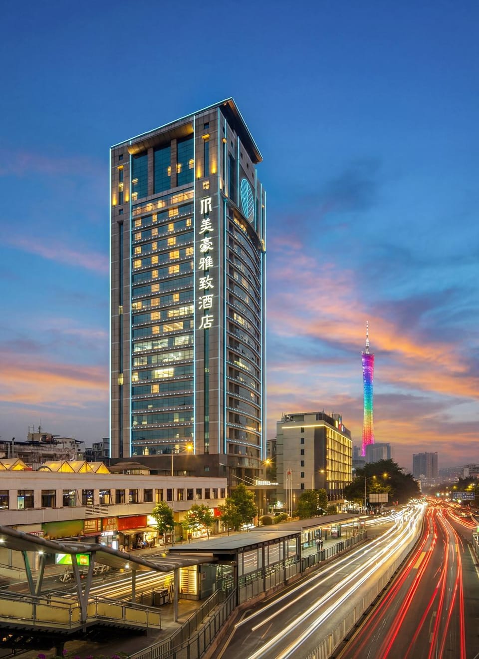 Property building, Day, Neighbourhood, City view, Location
