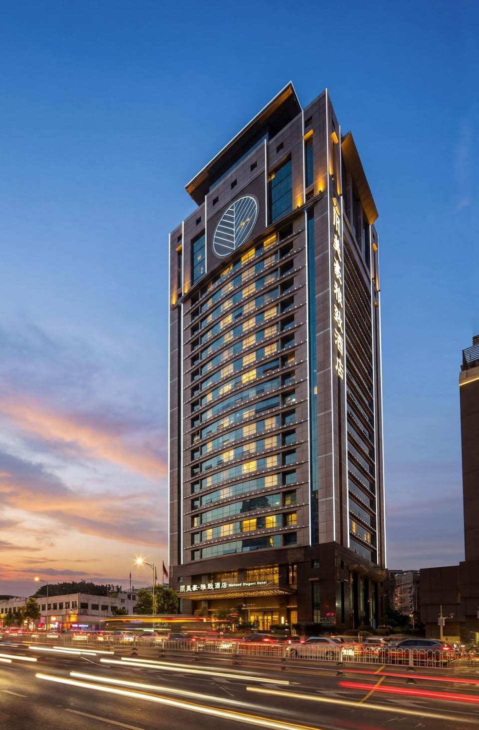 Property building, Day, City view, Location
