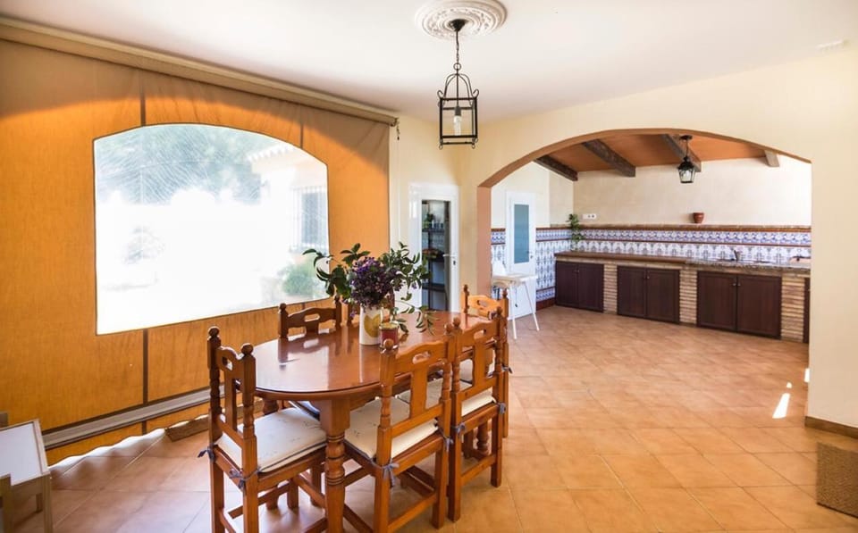 Hogar Lowill House in Chiclana de la Frontera