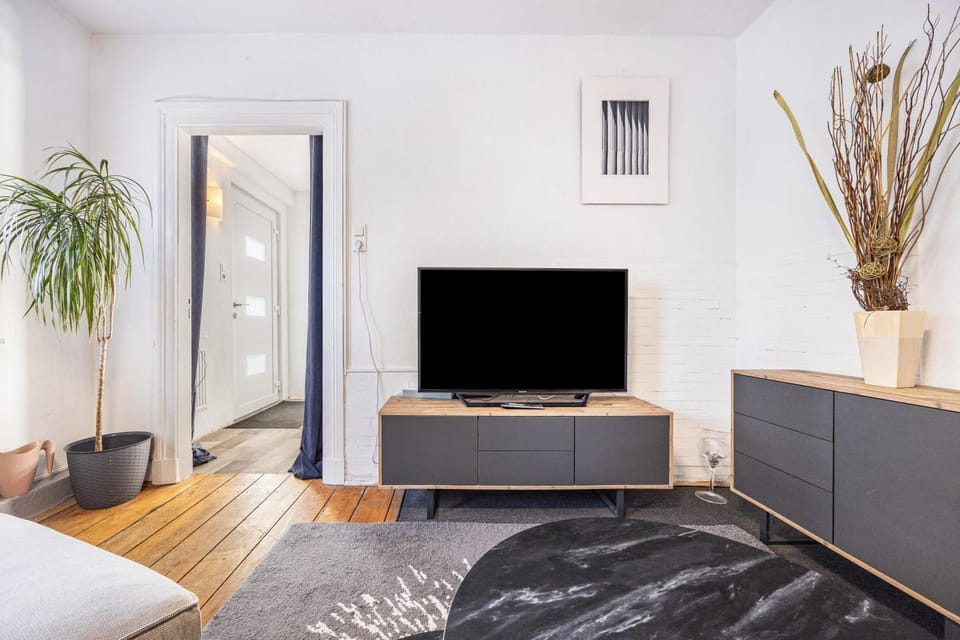 Property building, Living room