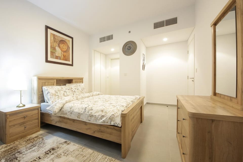 Bed, Photo of the whole room, Bedroom, wardrobe, air conditioner
